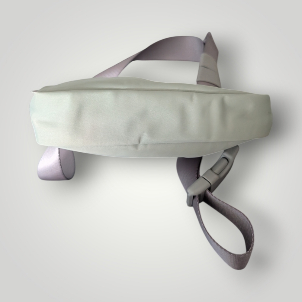 Lululemon Everywhere Belt Bag 1L - Picture 5 of 8